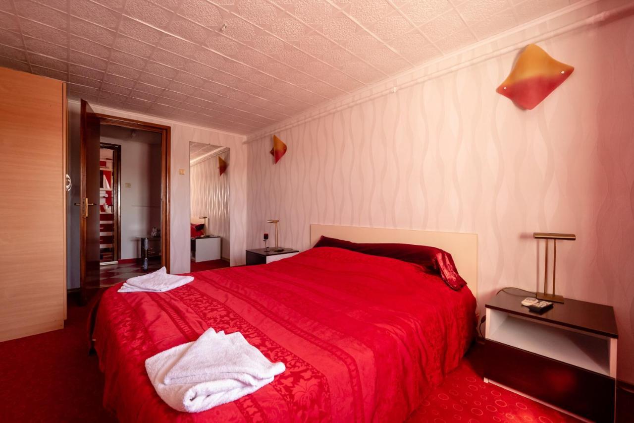 Pension Motanul Galanton Snagov Exterior foto